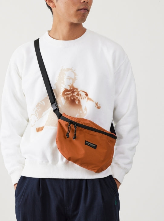ILL ONE EIGHTY - ONE PANEL BAG - ORANGE