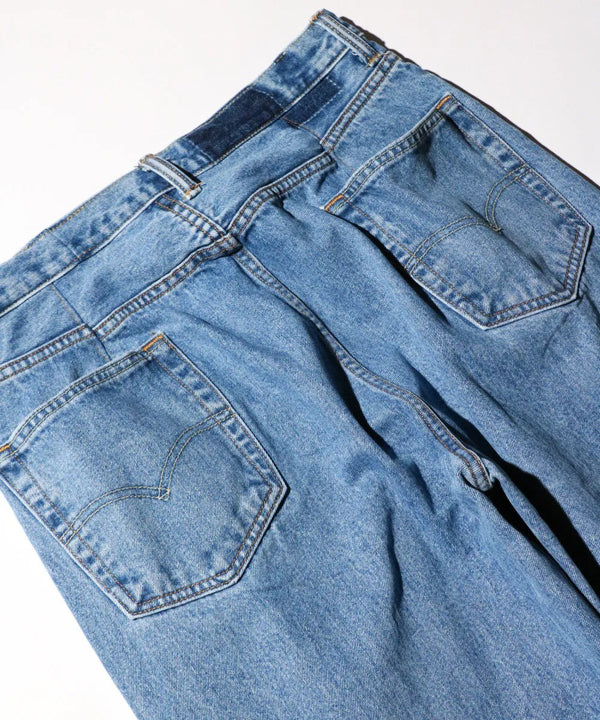 THRIFTY LOOK - LEVIS 550 ONE-TUCK PANTS - BLUE
