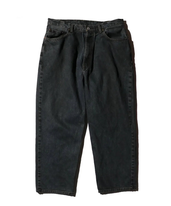THRIFTY LOOK - LEVIS 550 ONE-TUCK PANTS - BLACK