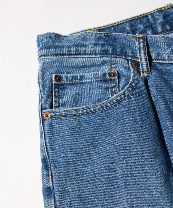 THRIFTY LOOK - LEVIS 550 ONE-TUCK PANTS - BLUE