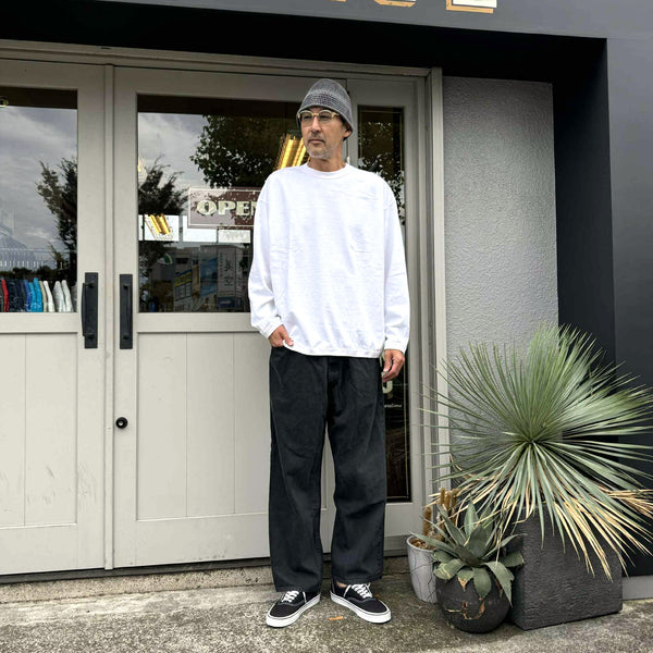 THRIFTY LOOK - LEVIS 550 ONE-TUCK PANTS - BLACK