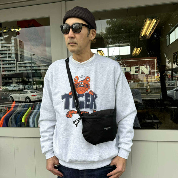 ILL ONE EIGHTY - ONE PANEL BAG - BLACK