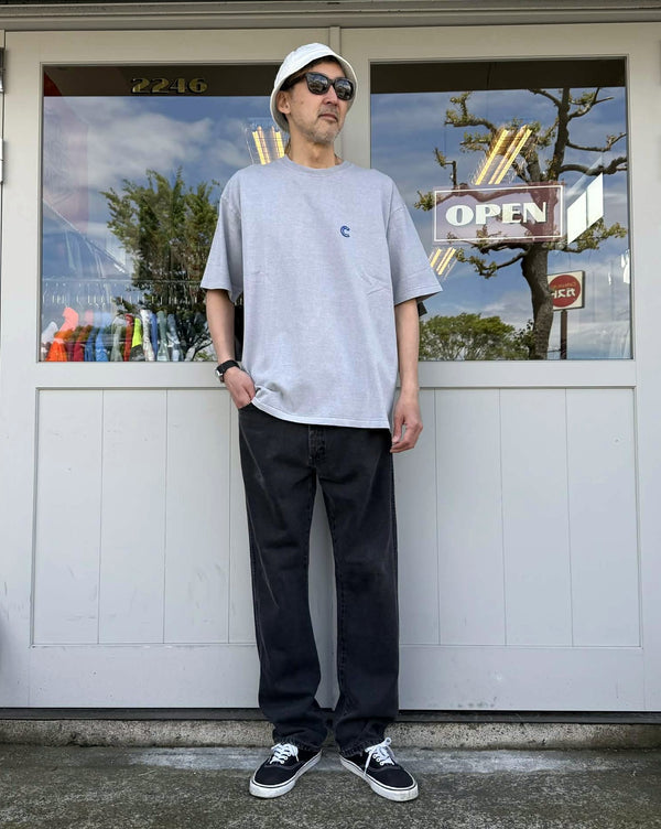 CHALLENGER - PIGMENT C PATCH TEE - GRAY