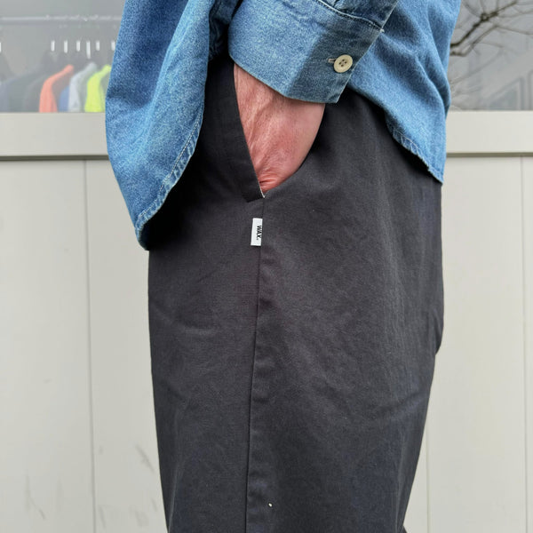 WAX - CHINO BEACH PANTS - BLACK