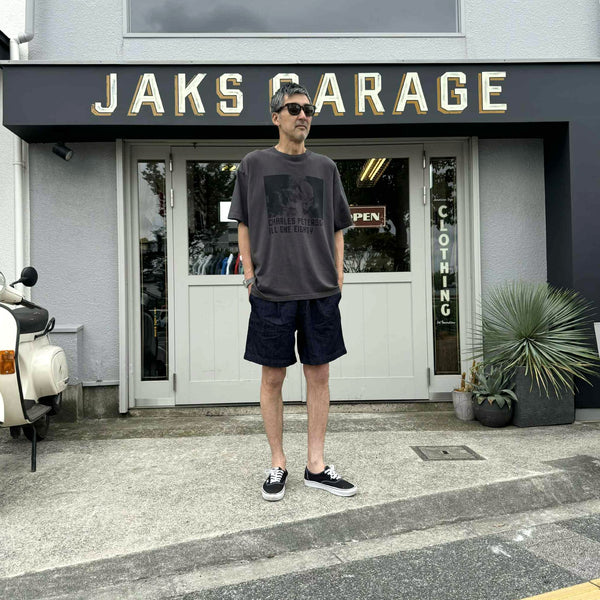 MR.OLIVE -ONE TUCK SHORTS - INDIGO