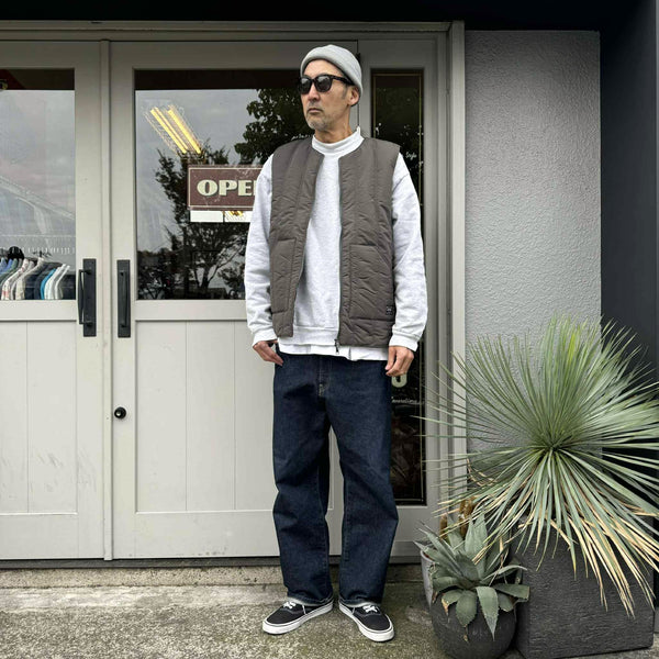 BIGMIKE - VERTICAL QUILTING VEST - CHARCOAL