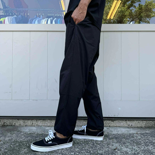 CHALLENGER - WARM UP PANTS - BLACK