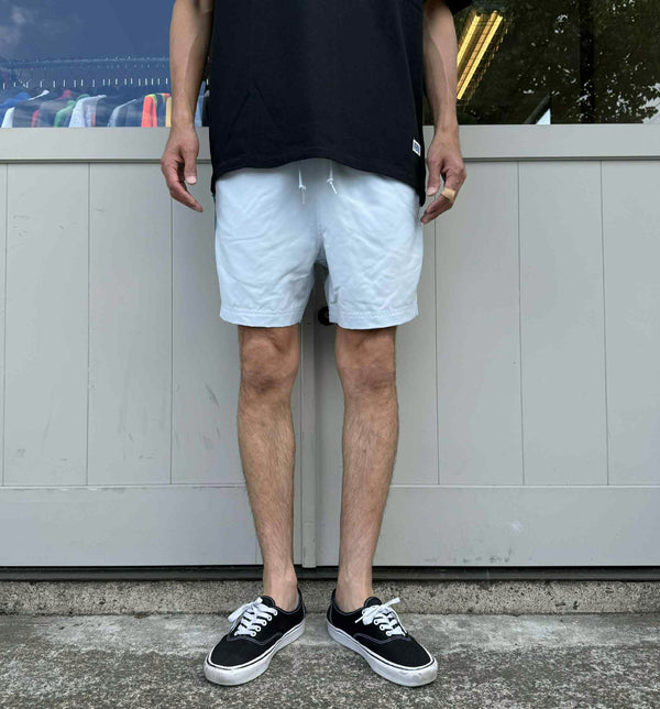 Carhartt WIP - CHASE SWIM TRUNKS - AIR SKY/GOLD