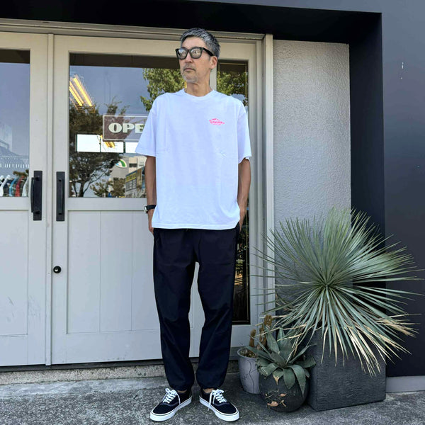 CHALLENGER - NEON WOLF TEE - WHITE