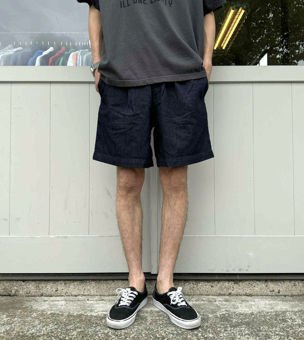 MR.OLIVE -ONE TUCK SHORTS - INDIGO