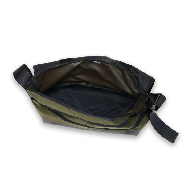 BLACK JAKS ×MASSTARD - MESSNGER BAG FROG - OLIVE