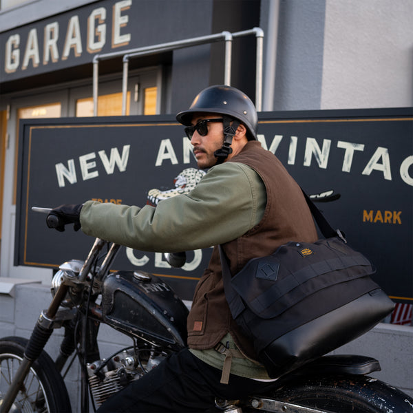 BLACK JAKS ×MASSTARD - MESSNGER BAG FROG - BLACK