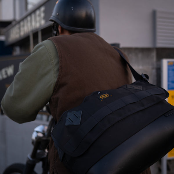 BLACK JAKS ×MASSTARD - MESSNGER BAG FROG - BLACK