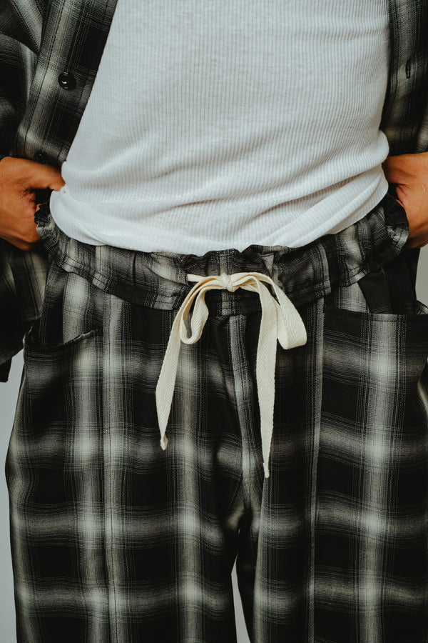 BIGMIKE - RAYON MIX OMBRE EASY PANTS - BLACK x WHITE