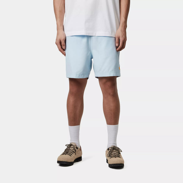 Carhartt WIP - CHASE SWIM TRUNKS - AIR SKY/GOLD