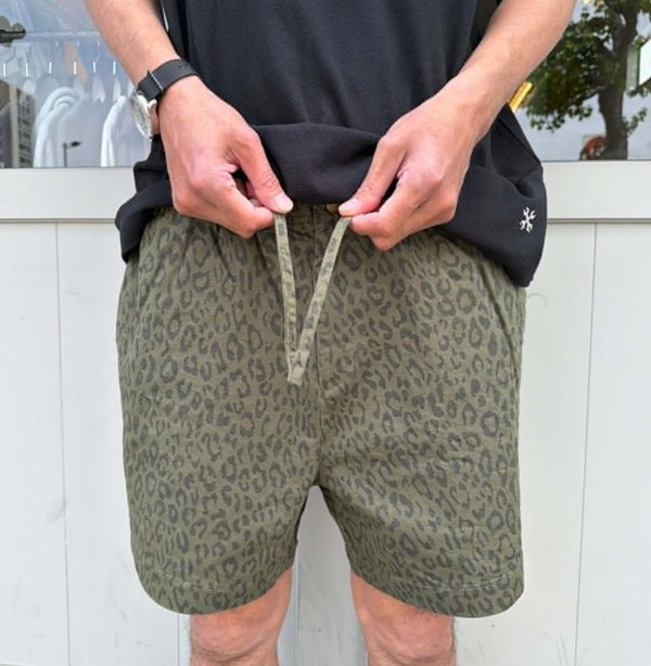 WAX - LEOPARD SHORTS - KHAKI
