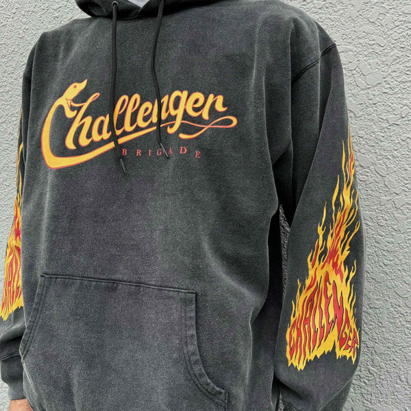 CHALLENGER - SNAKING LOGO HOODIE - BLACK