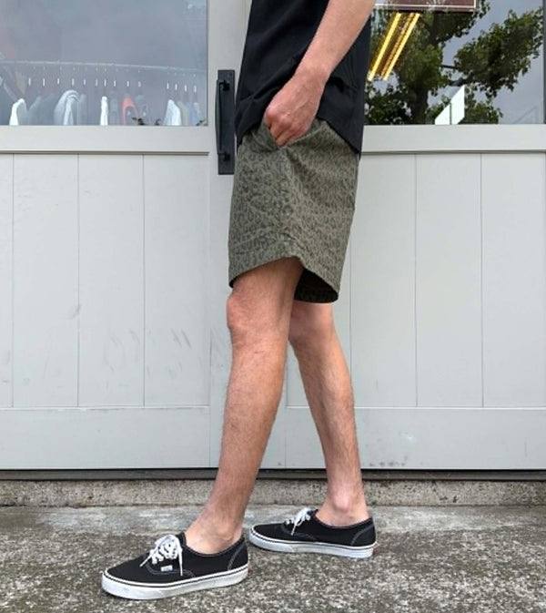 WAX - LEOPARD SHORTS - KHAKI