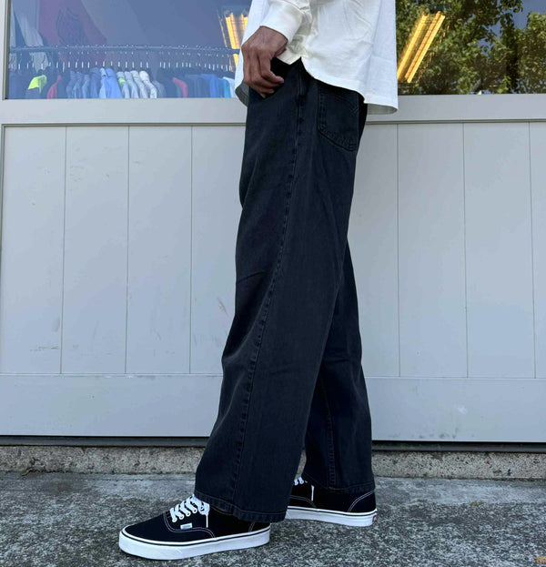THRIFTY LOOK - LEVIS 550 ONE-TUCK PANTS - BLACK