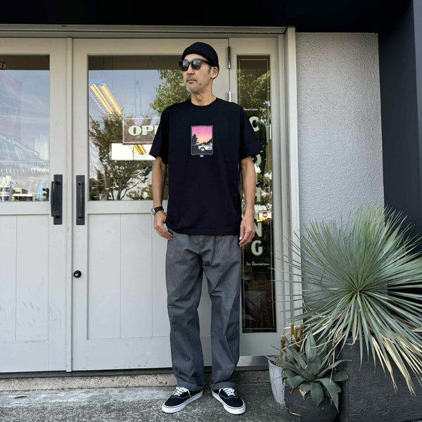 CHALLENGER - CRUSING TEE - BLACK