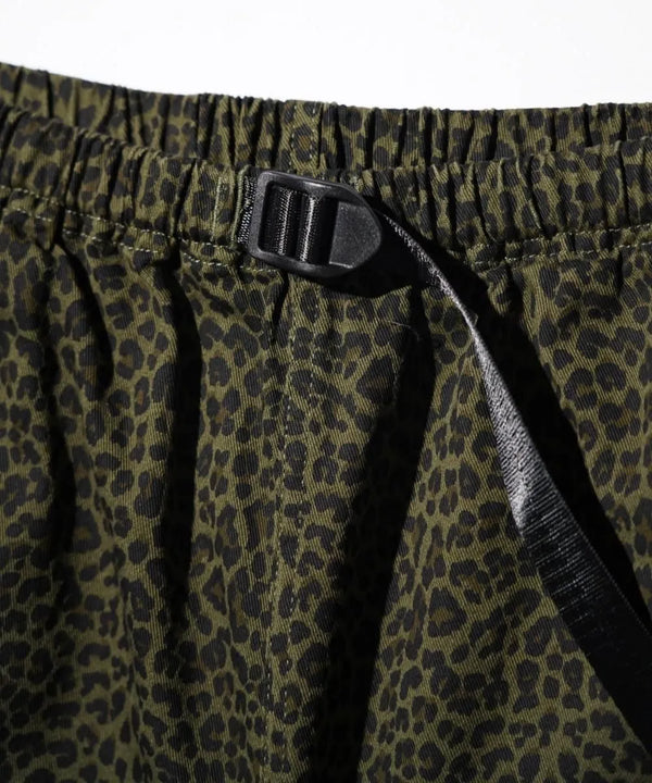 THRIFTY LOOK - PRINTED 90S CLIMBING SHORTS - GREEN LEOPARD