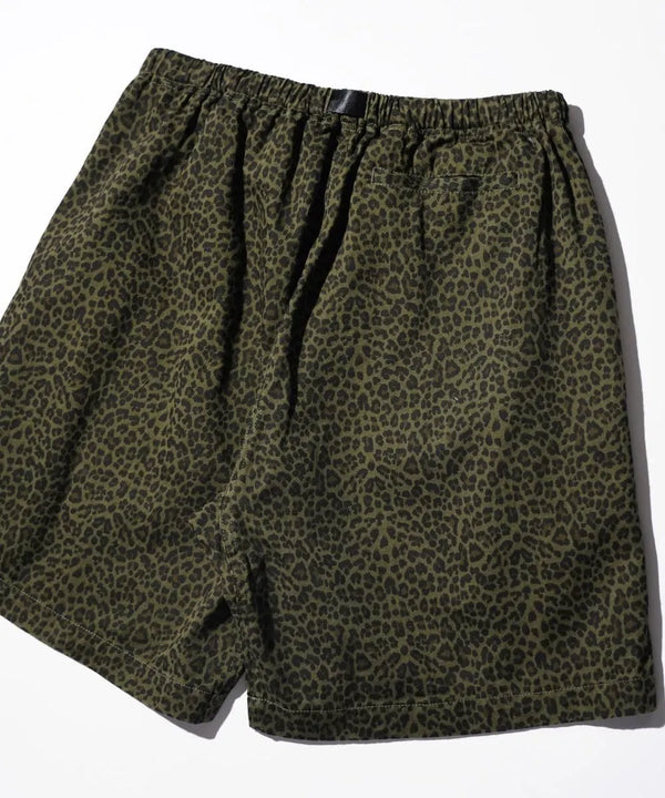 THRIFTY LOOK - PRINTED 90S CLIMBING SHORTS - GREEN LEOPARD