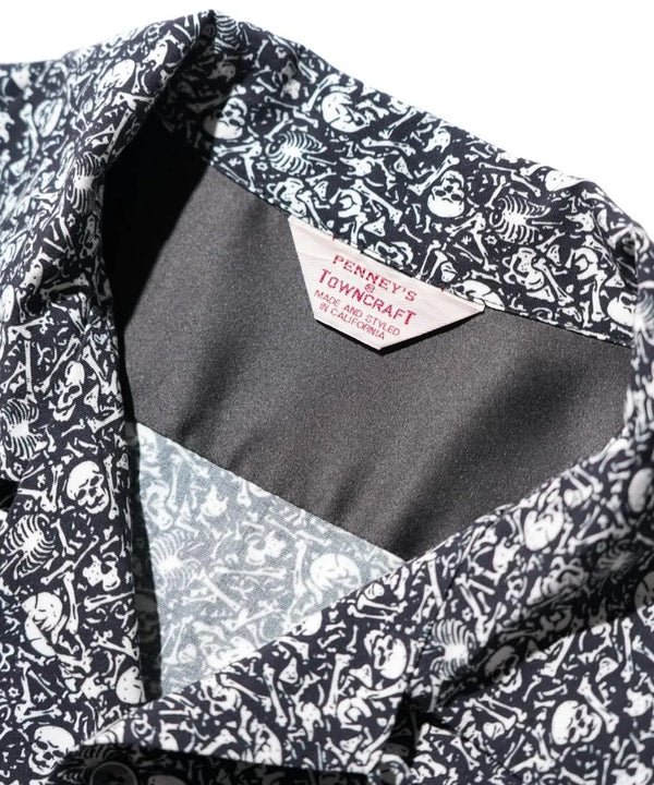 TOWNCRAFT -  PRINTED LOOP COLLAR SS SHIRT - SKULL