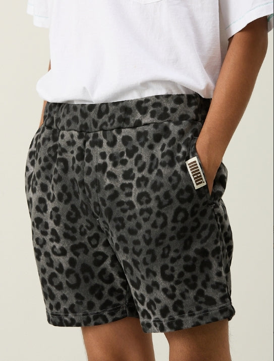ILL ONE EIGHTY - LEOPARD SWEAT SHORTS - BLACK