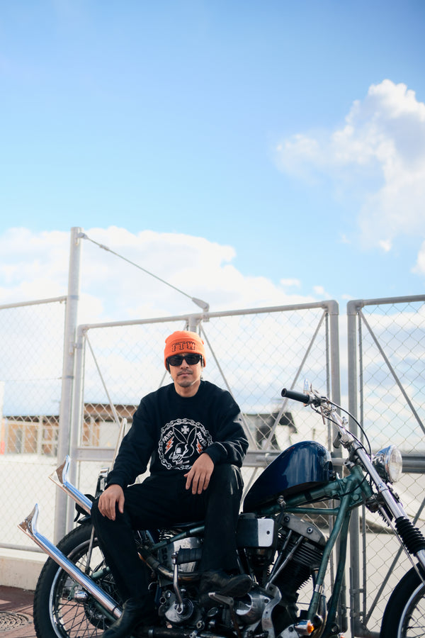 PAWG×HOTEL - BUNNY SWEAT - BLACK / ORANGE