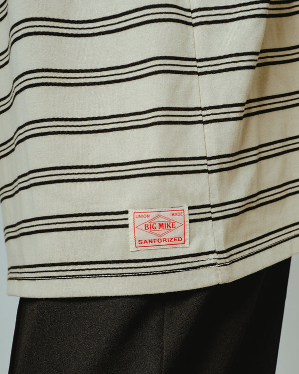 BIGMIKE - DOUBLE BODER SUNGLASSSE POCKET S/S TEE - SAND×BLACK