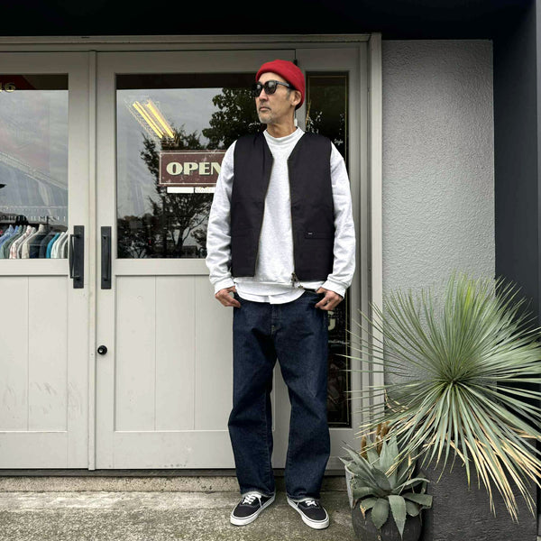 BLUCO - V NECK VEST  - BLACK