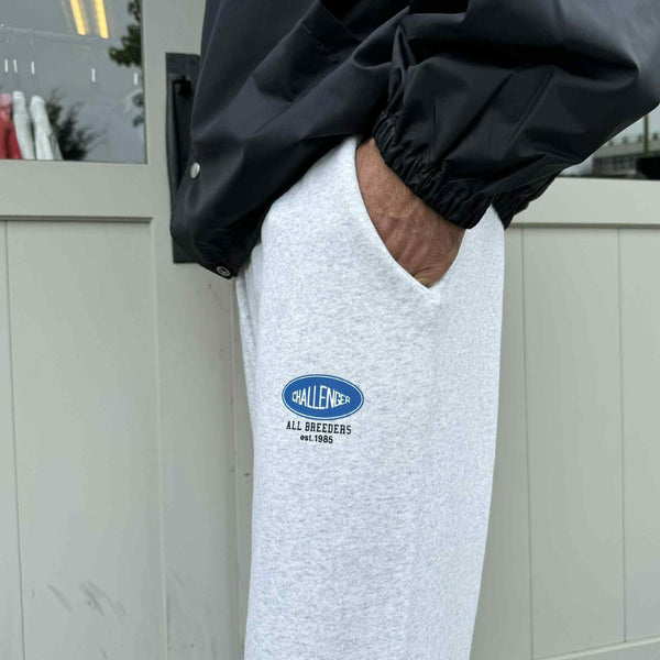 CHALLENGER - CLASSIC LOGO SWEAT PANTS - GRAY