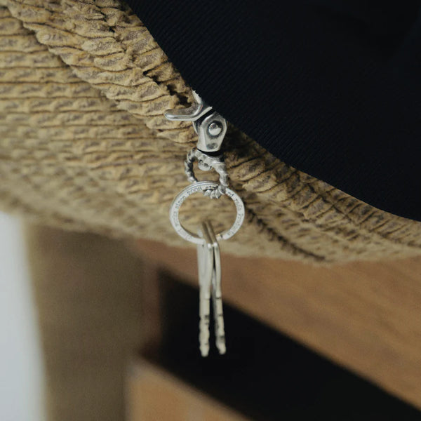 CLUCT - VAN [KEY RING] - 05209 - SILVER