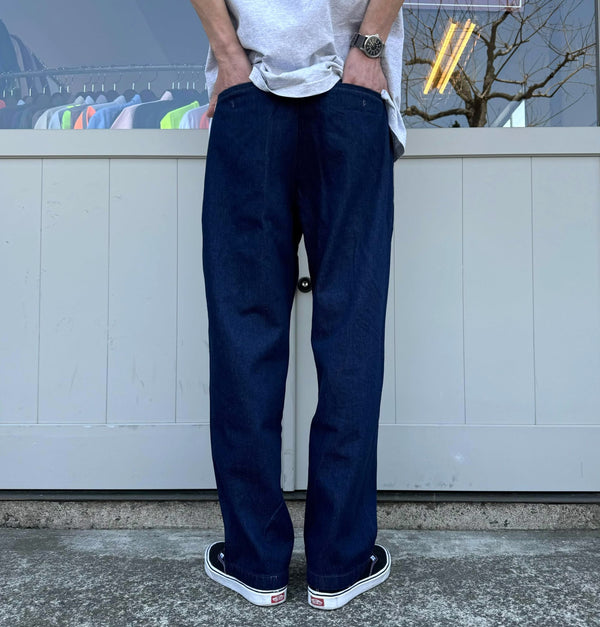 CHALLENGER - DENIM CHINO PANTS - INDIGO