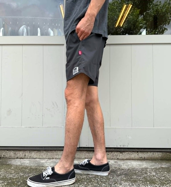 THE HARD MAN - THM STANDARD SHORTS - CHARCOAL