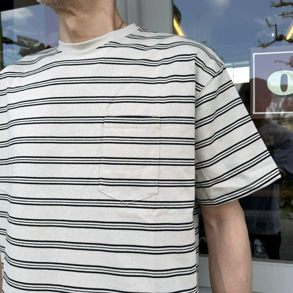 BIGMIKE - DOUBLE BODER SUNGLASSSE POCKET S/S TEE - SAND×BLACK