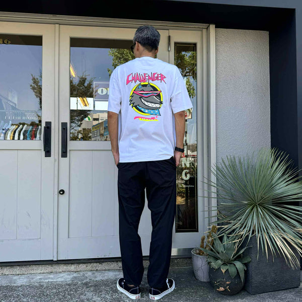 CHALLENGER - NEON WOLF TEE - WHITE