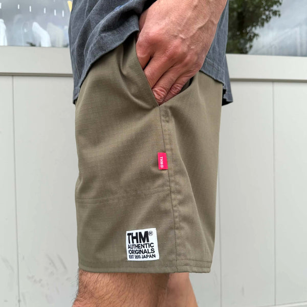 THE HARD MAN - THM STANDARD SHORTS - KHAKI